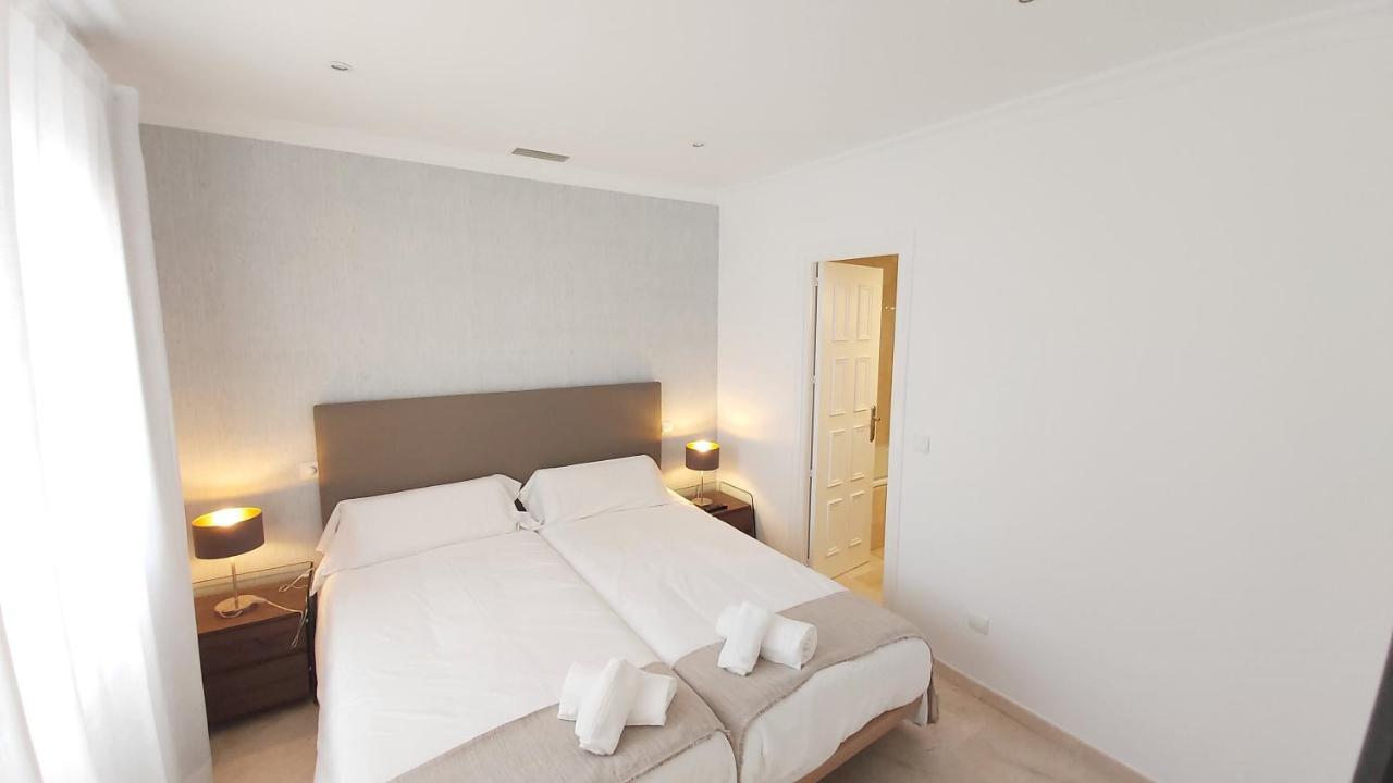 Del Parque Flats Le Village Marbella Golf Exterior photo