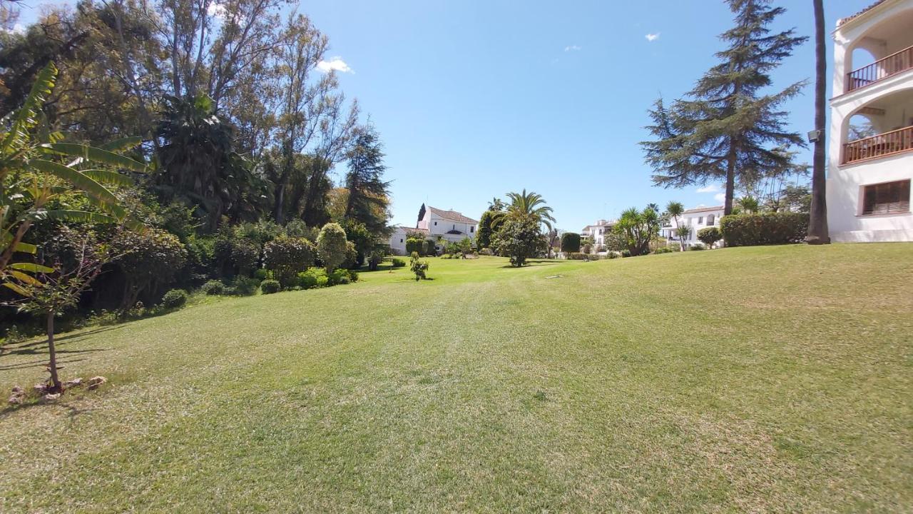 Del Parque Flats Le Village Marbella Golf Exterior photo